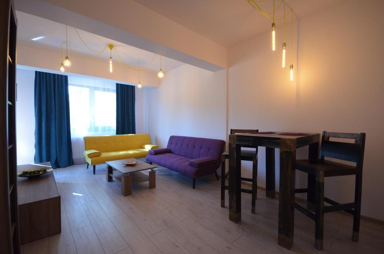 Rya Home 1 Boekarest Buitenkant foto